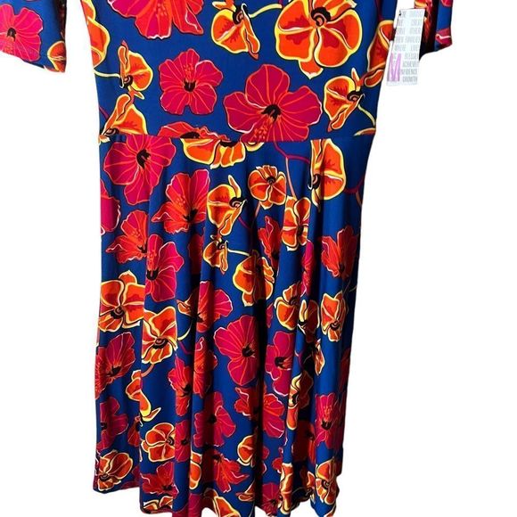 Lularoe Fit and Flare Colorful Dress Royal Blue and Red Hibiscus Sz M. Scoopneck - Picture 4 of 5
